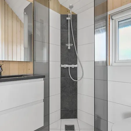 Holiday home Lyngbo